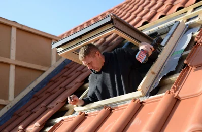 Pose de fenêtres de toit Velux à Thiepval